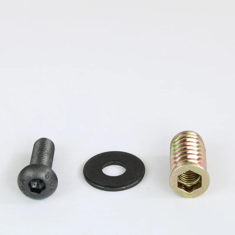Schraubenset mit Gewindeeinsatz