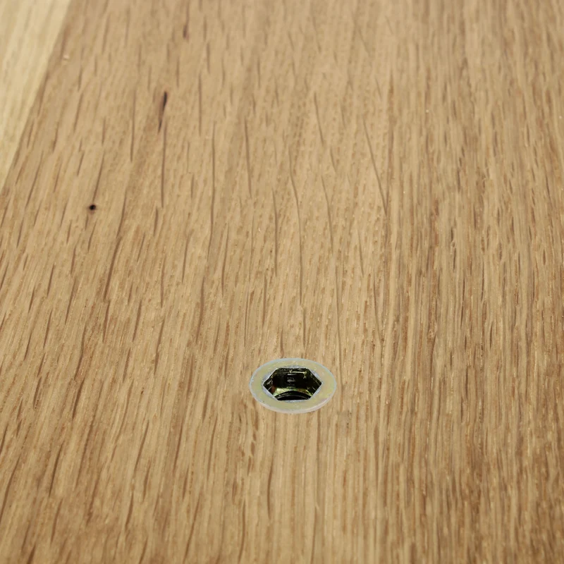 Schraubenset mit Gewindeeinsatz