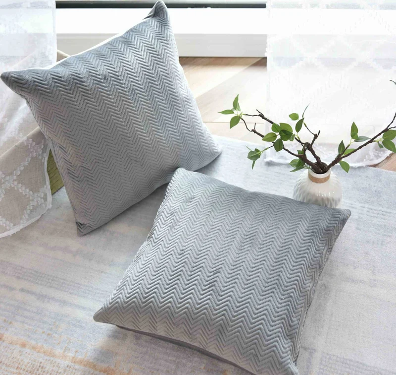 Kissen Dekokissen Jacquard »GRETA« mit Fischgrät-Design pflegeleicht Reißverschluss weiche 320g Füllung - Vielfältige Farbauswahl 2023510