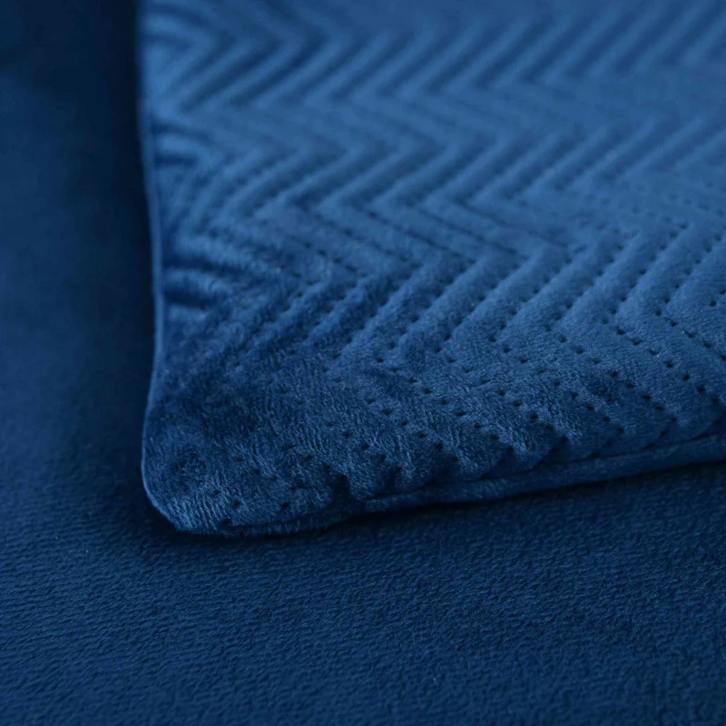 Kissen Dekokissen Jacquard »GRETA« mit Fischgrät-Design pflegeleicht Reißverschluss weiche 320g Füllung - Vielfältige Farbauswahl 2023510