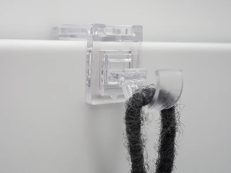 Transparenter Fensterhaken 15–23 mm mit 3 Aufsätzen
