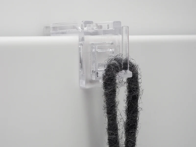 Transparenter Fensterhaken 15–23 mm mit 3 Aufsätzen