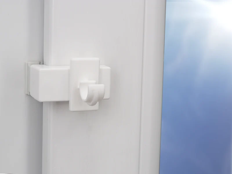 Fensterhaken aus Kunststoff 10–24 mm für Deko & Gardinenstangen