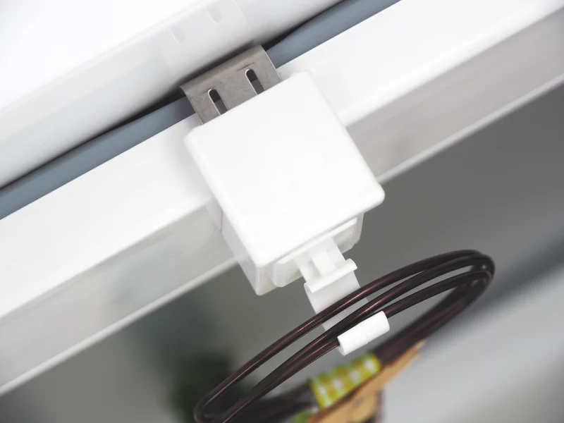 Fensterhaken 10–27 mm für Gardinenstangen bis Ø 10 mm