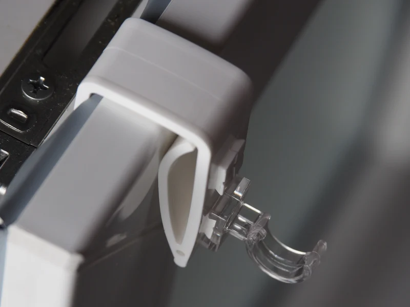 Fensterhaken 8–17 mm mit Aufsätzen für Vitrage- & Gardinenstangen