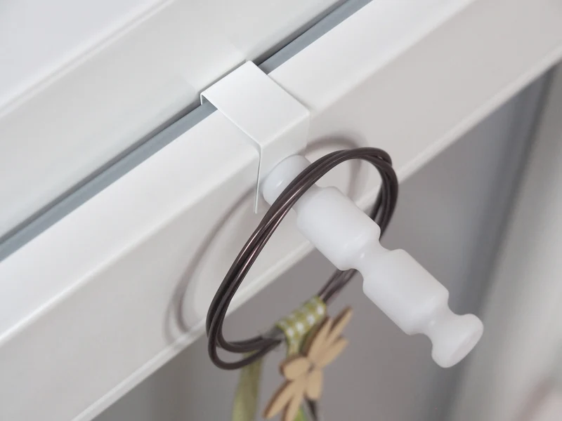 Fensterhaken mit Distanzhalter 15–25 mm – bis 5,4 cm Abstand