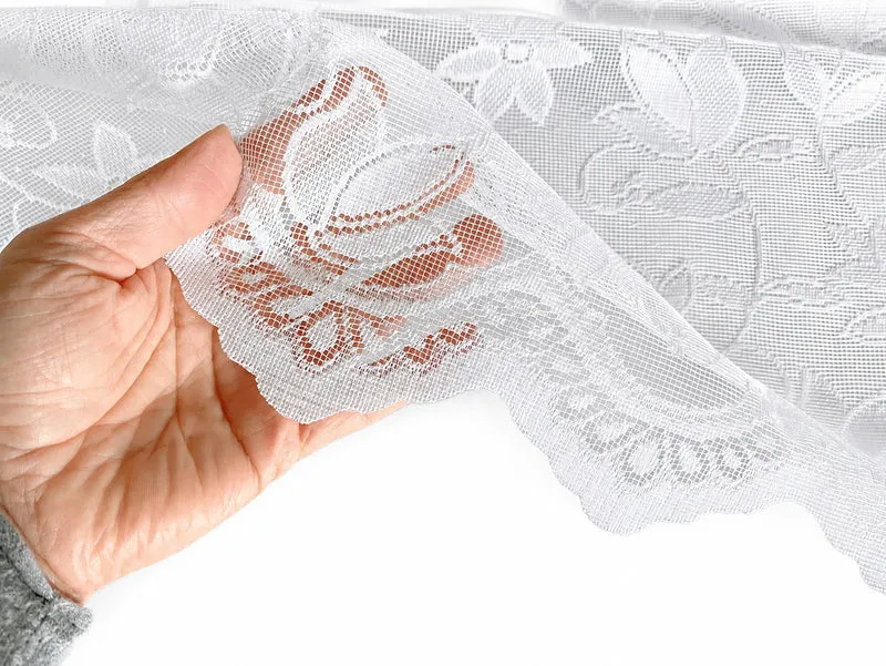 Fertiggardine m. Universalband versch. Größen weiß Edel Jacquard