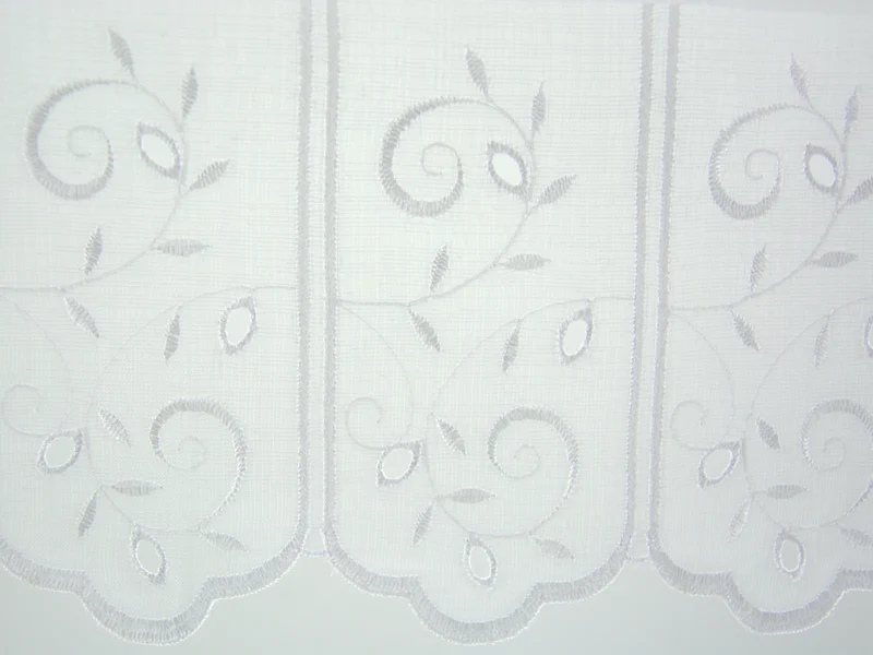 Cliprollo Ranken weiß bestickt Höhe 145cm nach Maß Scheibengardine