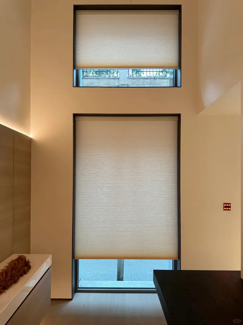 Cordless 1 1/2" Double Cell Honeycomb Blinds with Mulberry Silk Finish