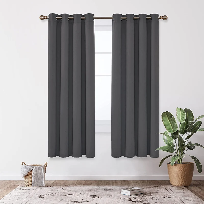 Deconovo Verdunkelungsvorhang Blickdicht Ösenvorhang Thermogardine, 2er Set