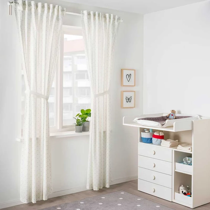 Len curtains with tie backs 1 pair