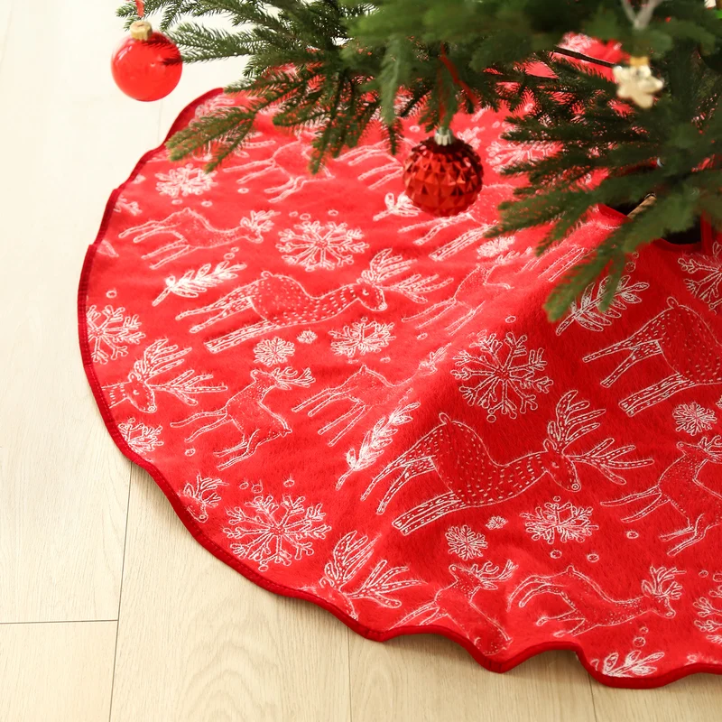 Salcar Beidseitig bestickte Weihnachtsbaumdecke in Rot und Weiß – Doppelseitiger Christbaumrock mit Rentier- & Schneeflockenmotiv