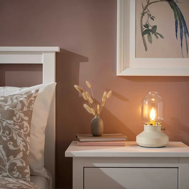 Taernaby table lamp
