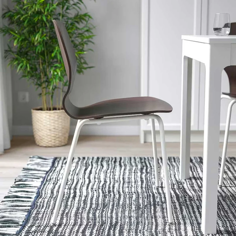 Sigtrygg chair dark brown