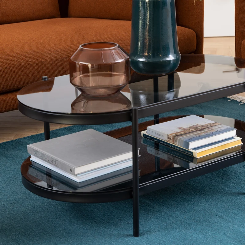 Ovaler Couchtisch mit Rauchglas im modernen Stil | Moren