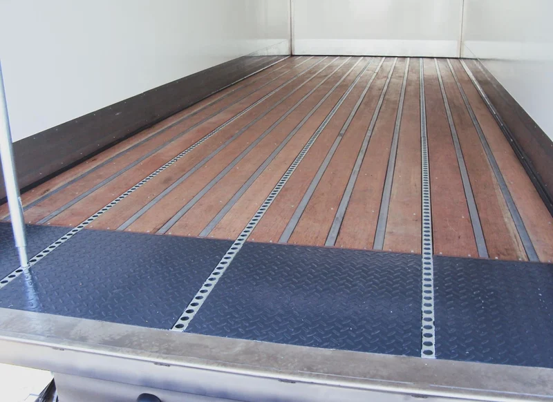 Floor Tracks