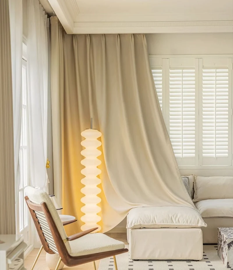 Eleganter Leinen-Beige-Vorhang