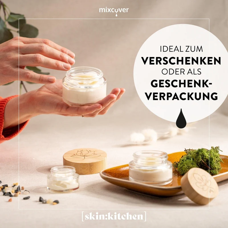 B-Ware: Glastiegel mit Bambusdeckel & Gravur für selbstgemachte Kosmetik 3er Set 20, 50 & 100g Klar