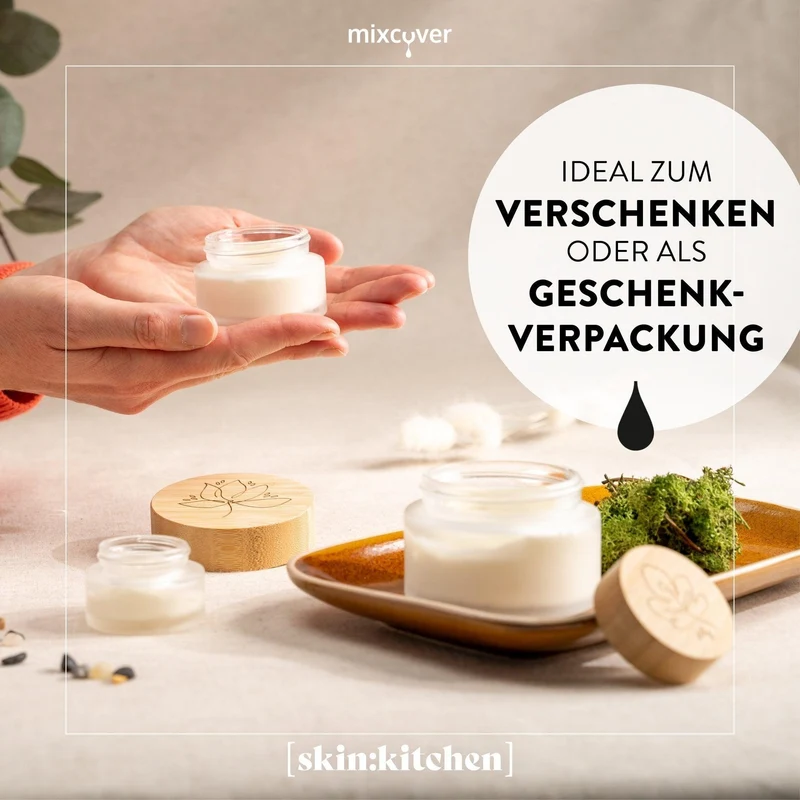 B-Ware: Glastiegel mit Bambusdeckel & Gravur für selbstgemachte Kosmetik 3er Set 20, 50 & 100g Frosted