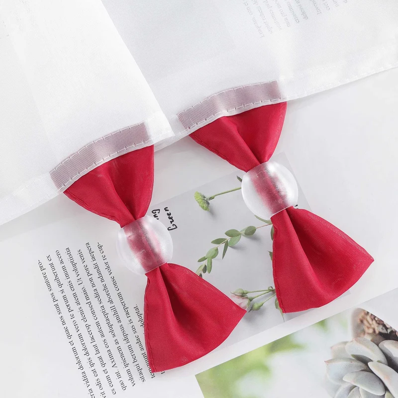 Scheibengardine Weihnachten Transparent mit rotem Rand und Weihnachts Stickerei