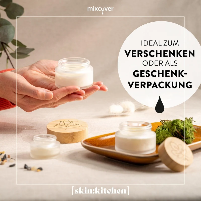 B-Ware: Glastiegel mit Bambusdeckel & Gravur für selbstgemachte Kosmetik 3er Set 100g Frosted