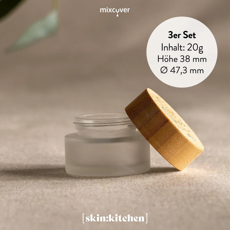 B-Ware: Glastiegel mit Bambusdeckel & Gravur für selbstgemachte Kosmetik 3er Set 20g Frosted
