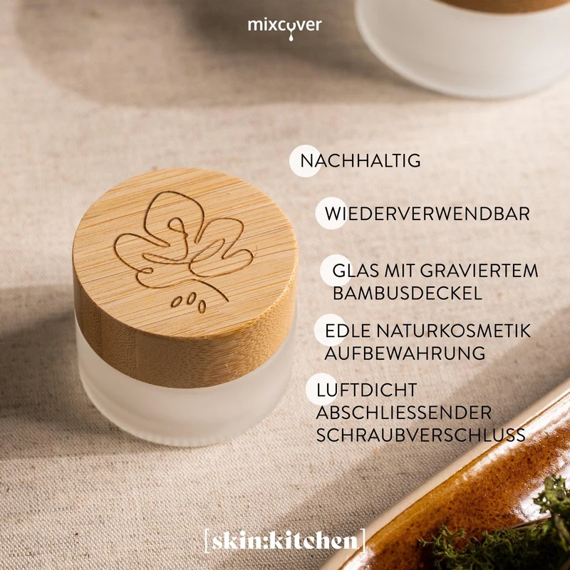 B-Ware: Glastiegel mit Bambusdeckel & Gravur für selbstgemachte Kosmetik 3er Set 20g Frosted