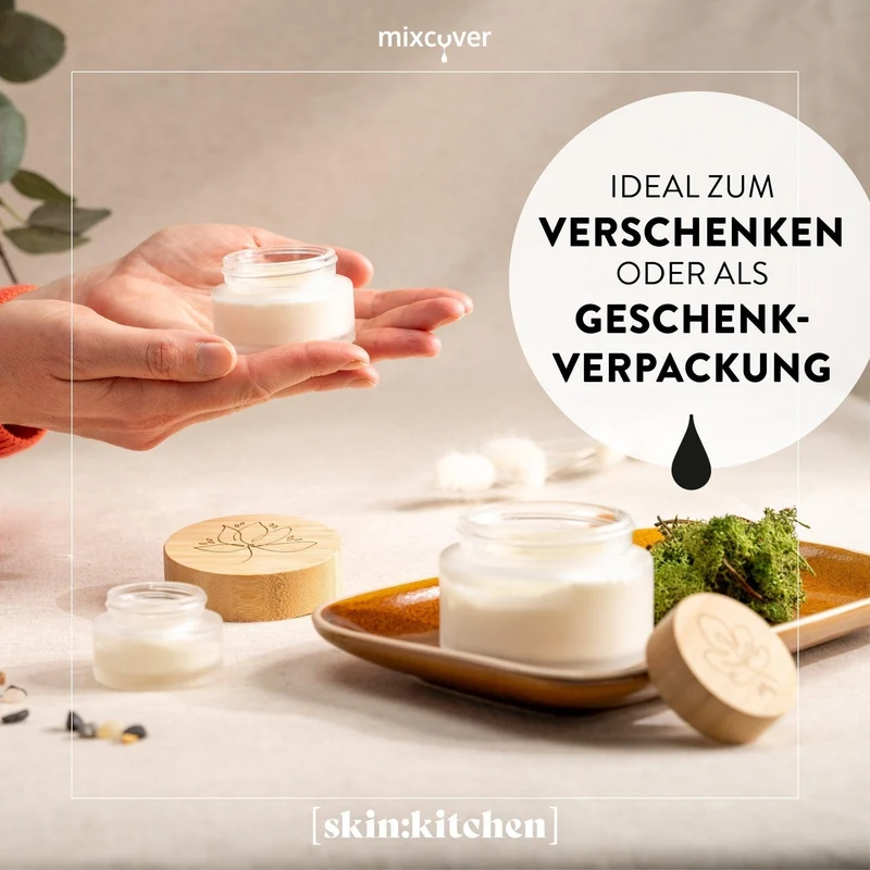 B-Ware: Glastiegel mit Bambusdeckel & Gravur für selbstgemachte Kosmetik 3er Set 50g Frosted