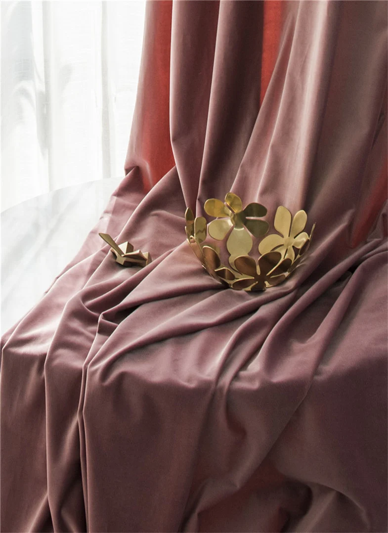 Rosa Vorhang Wohnzimmer