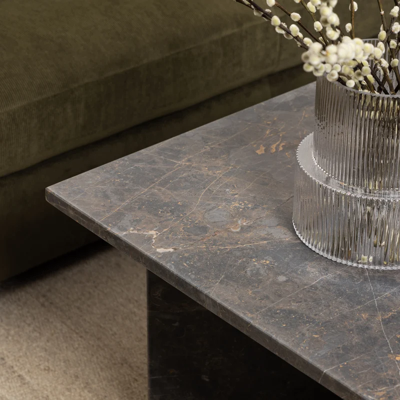 Couchtisch 140x42 cm im eleganten Stil | Plaris