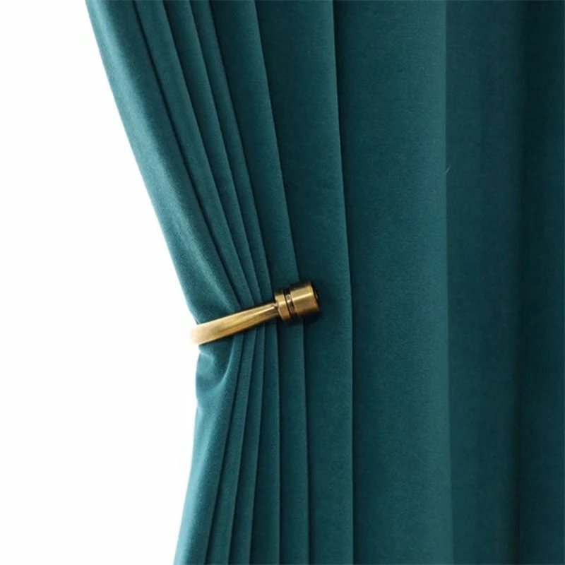 Rideau Occultant Velours Bleu Paon Bureau