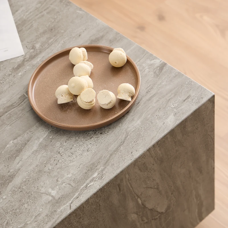 Couchtisch 90x42 cm im minimalistischen Stil | Quadrato