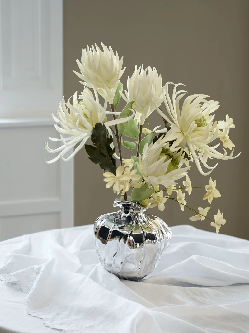 Celeste Vase D H25 Silber