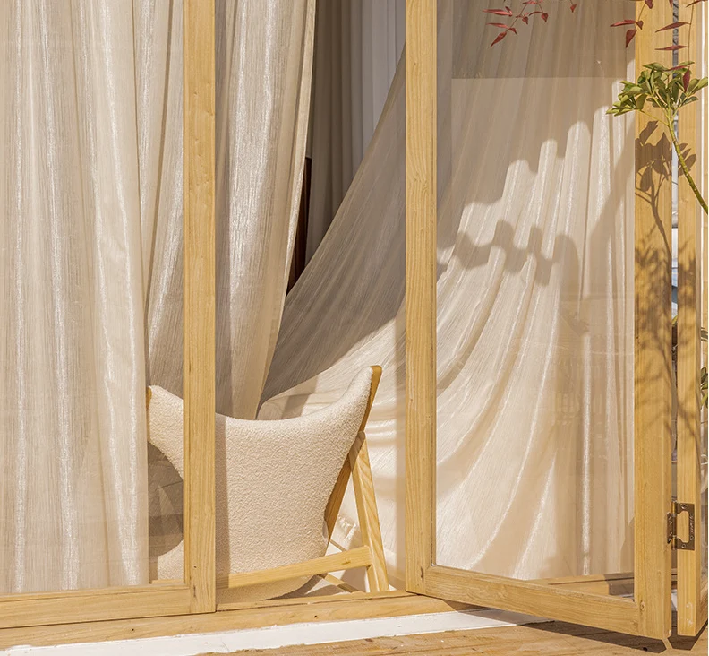 Romantischer durchsichtiger Vorhang in Beige