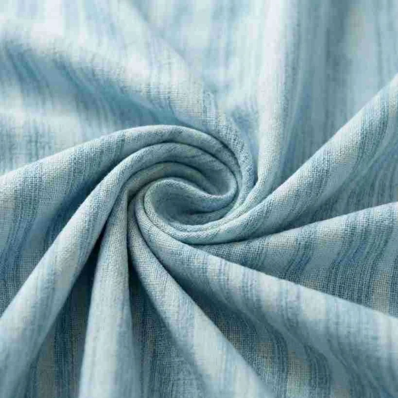 Himmelblauer Farbvorhang