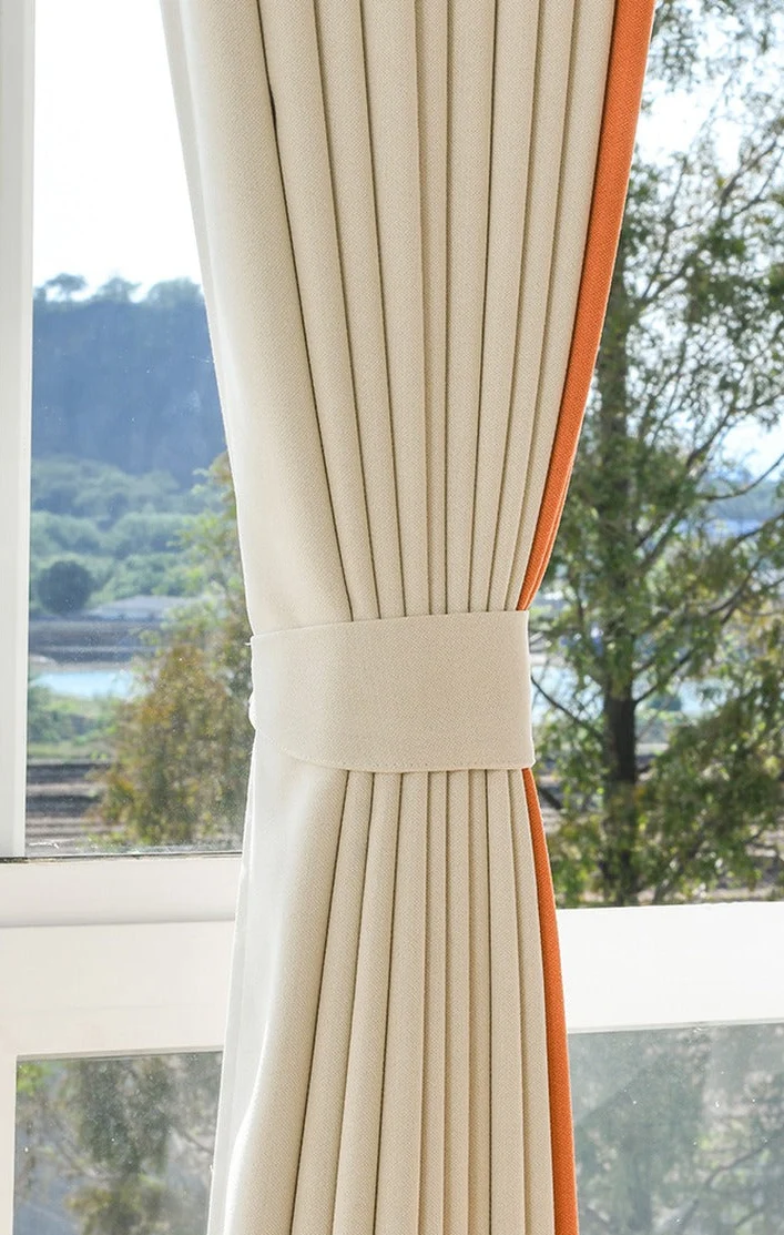 Orangefarbener Vorhang für modernes Wohnzimmer