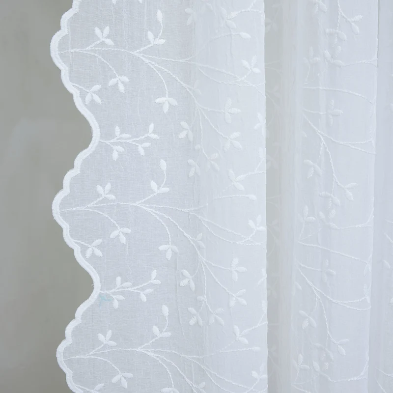 Eloise Gardine 250 cm. gebrochenes weiss