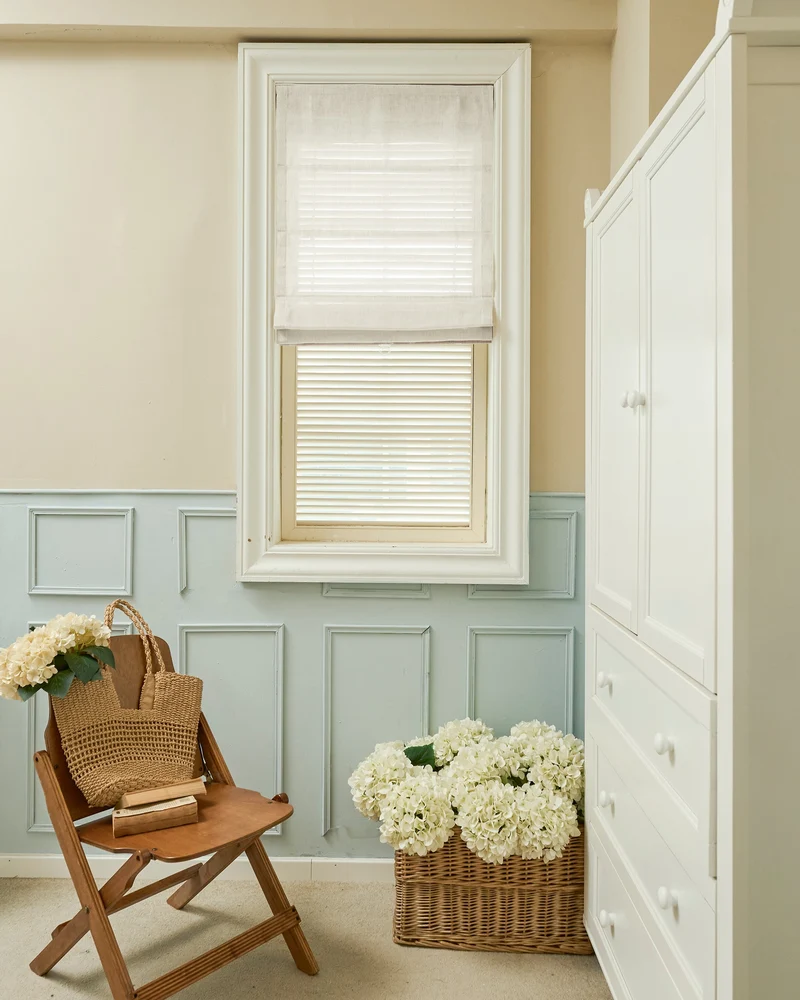 Thistle Sheer Flat Fold Cordless Custom Roman Shade