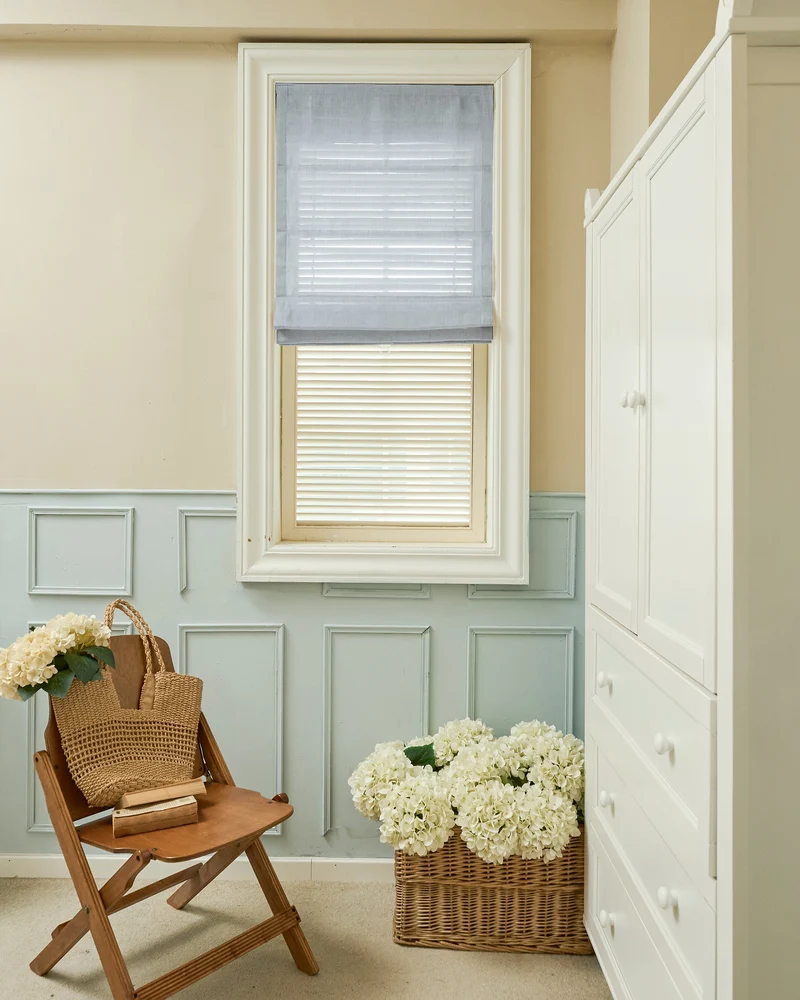 Thistle Sheer Flat Fold Cordless Custom Roman Shade