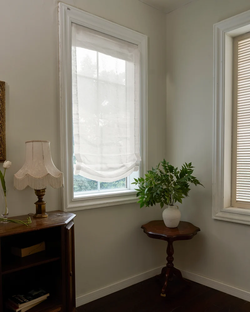 Yarn Sheer Relaxed Custom Roman Shade