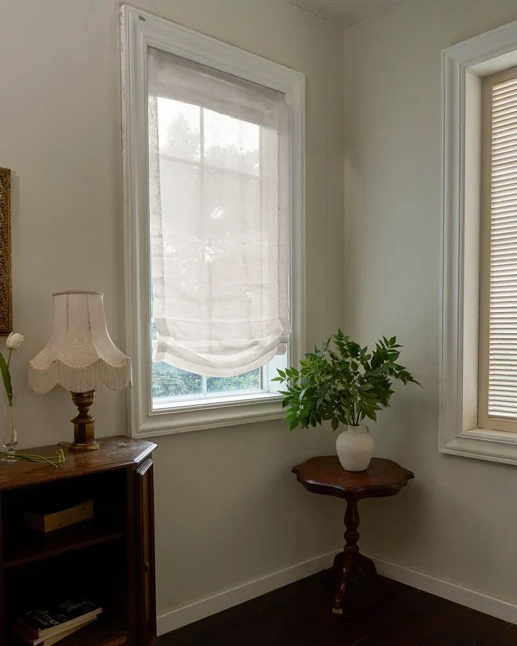 Yarn Sheer Relaxed Custom Roman Shade