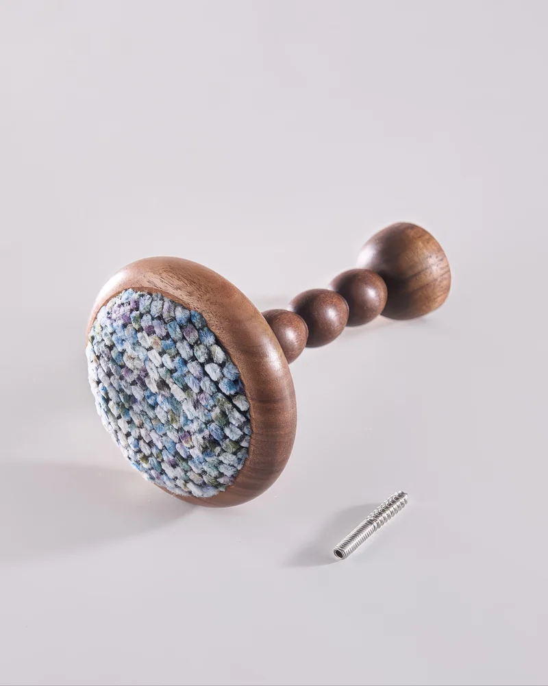 Sweater Yarn Wooden Curtain Wall Hook
