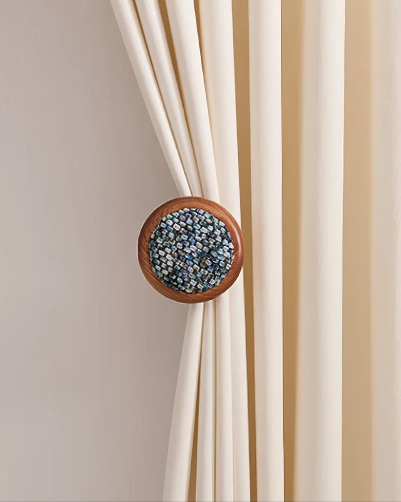Sweater Yarn Wooden Curtain Wall Hook