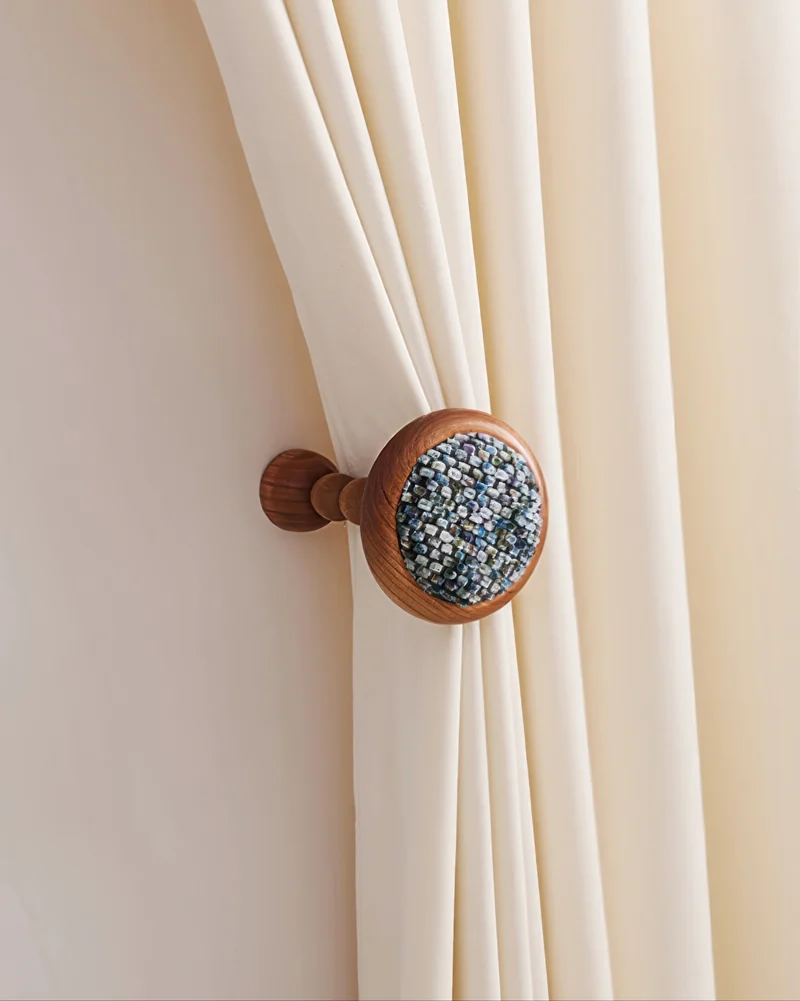 Sweater Yarn Wooden Curtain Wall Hook