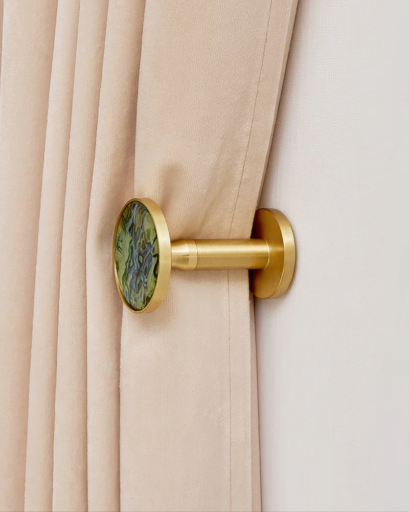 Seashell Curtain Wall Hook