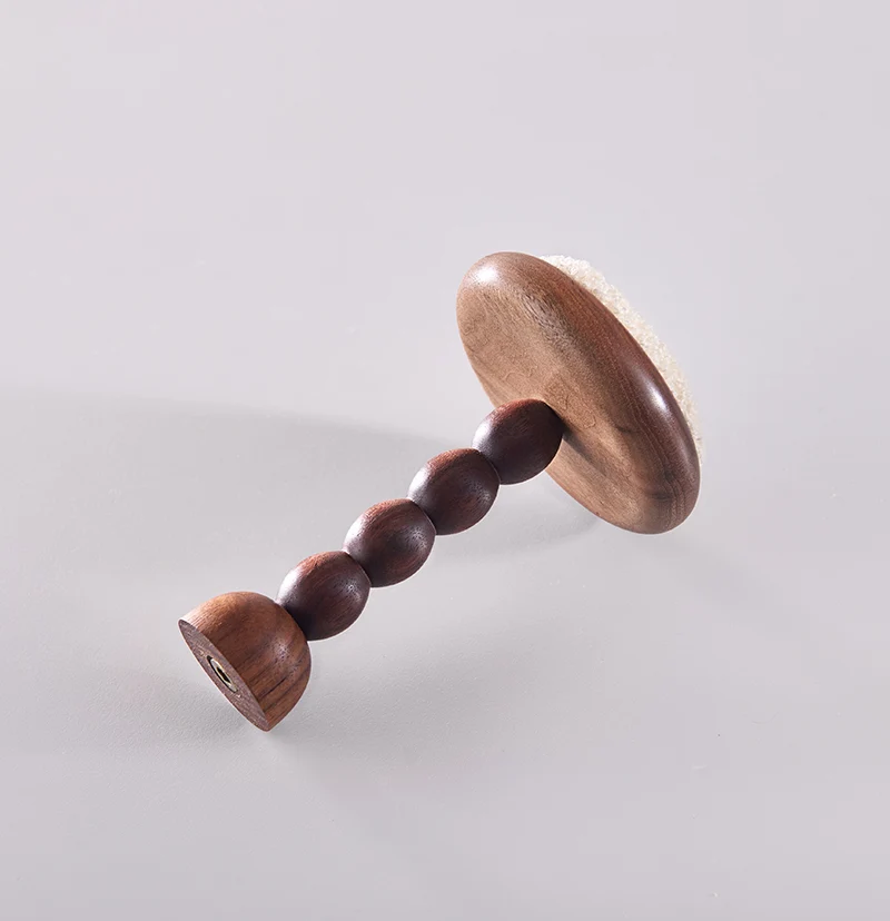 Lambswool Yarn Wooden Curtain Wall Hook