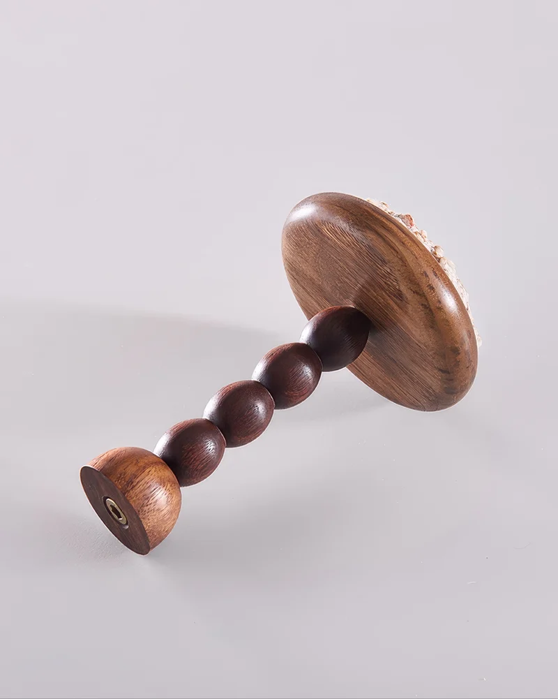 Coral Yarn Wooden Curtain Wall Hook