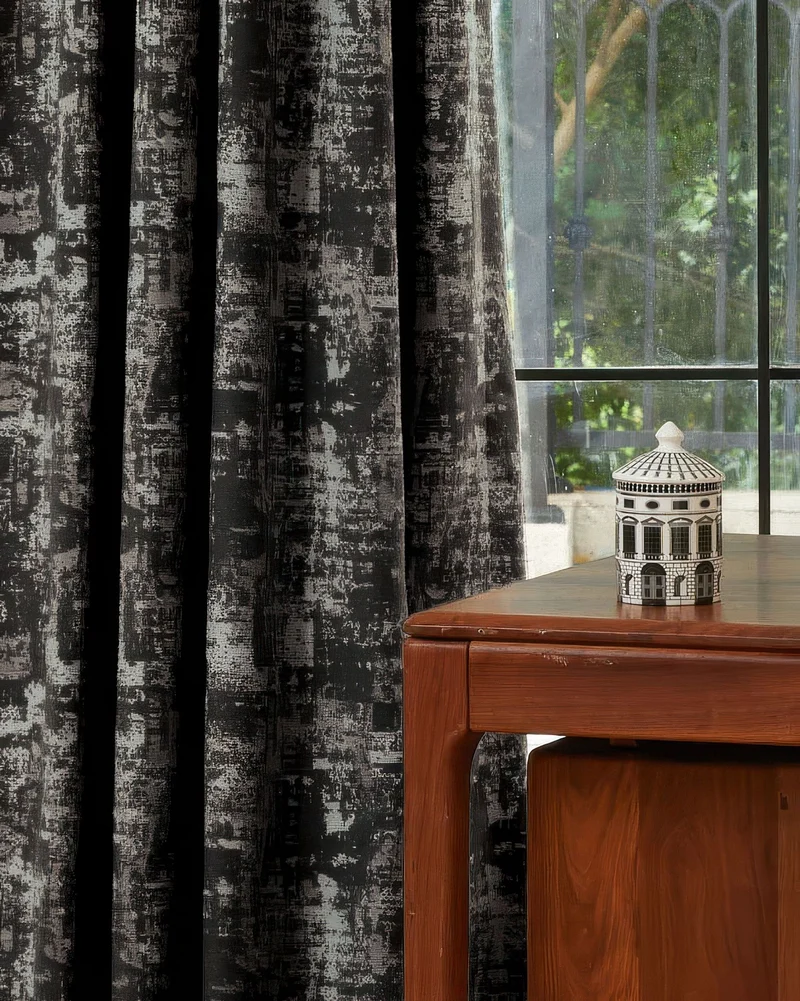 Mist 4 Layers Patterned Heavyweight Soundproof Thermal 100% Blackout Anti-Dust Custom Curtain