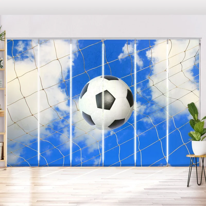 Schiebegardine Motiv "Fussball im Netz"
