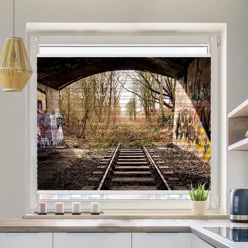 Plissee Motiv "Bahnschienen Endstation"
